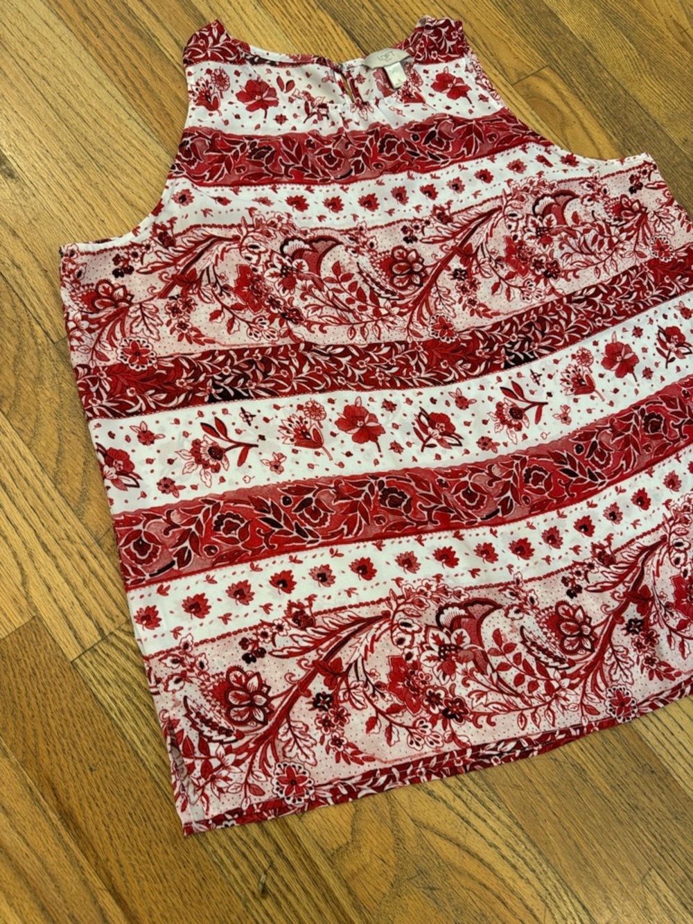 LOFT Outlet Red and White Floral Tank Top Size:XL - Picture 8 of 9